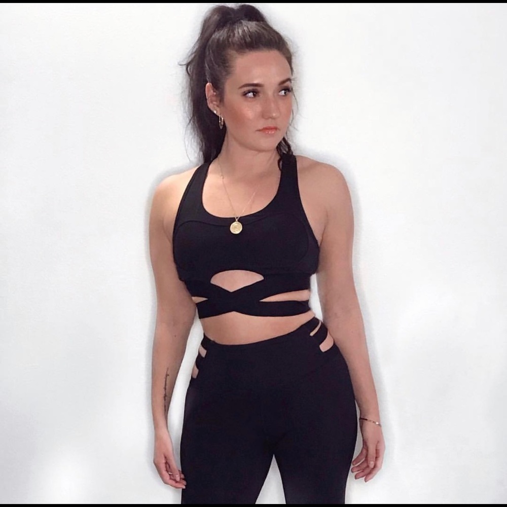 Sports bra